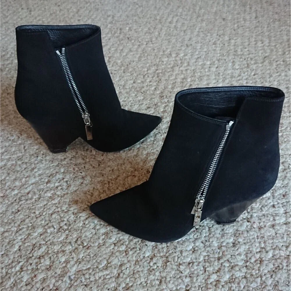 Saint Laurent Niki Asymmetric black Suede Ankle Boot size 36.5 - Picture 5 of 16